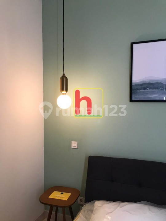 Sewa Four Winds Senayan 2BR Semi Furnished Lantai 9